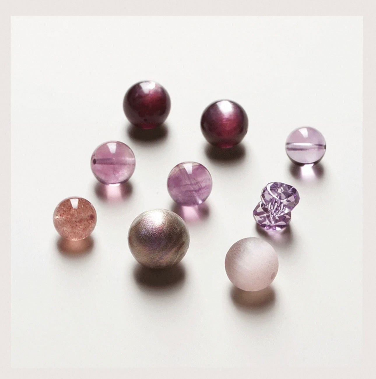 Violet Serenity · Dreifach-Gewickeltes Jade- & Lila-Heilungsarmband