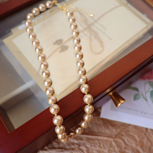 샴페인 펄 · 빈티지 글라스 비드 숏 네크리스