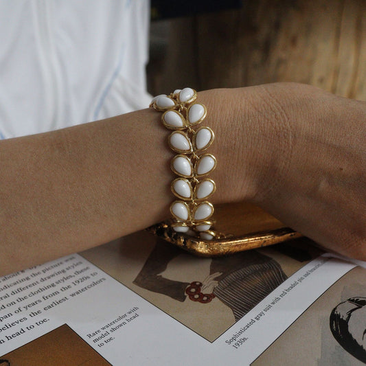 아이보리 빈즈 · 빈티지 화이트 글라스 리프 칼라 네크리스 세트