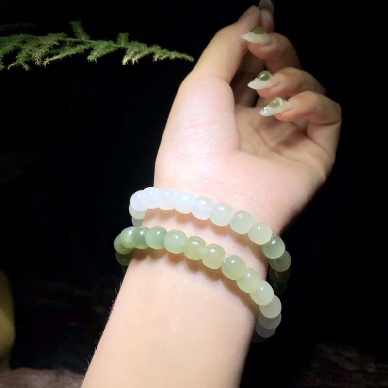 Gradient Nephrite Jade Bracelet · Soft Green Tones
