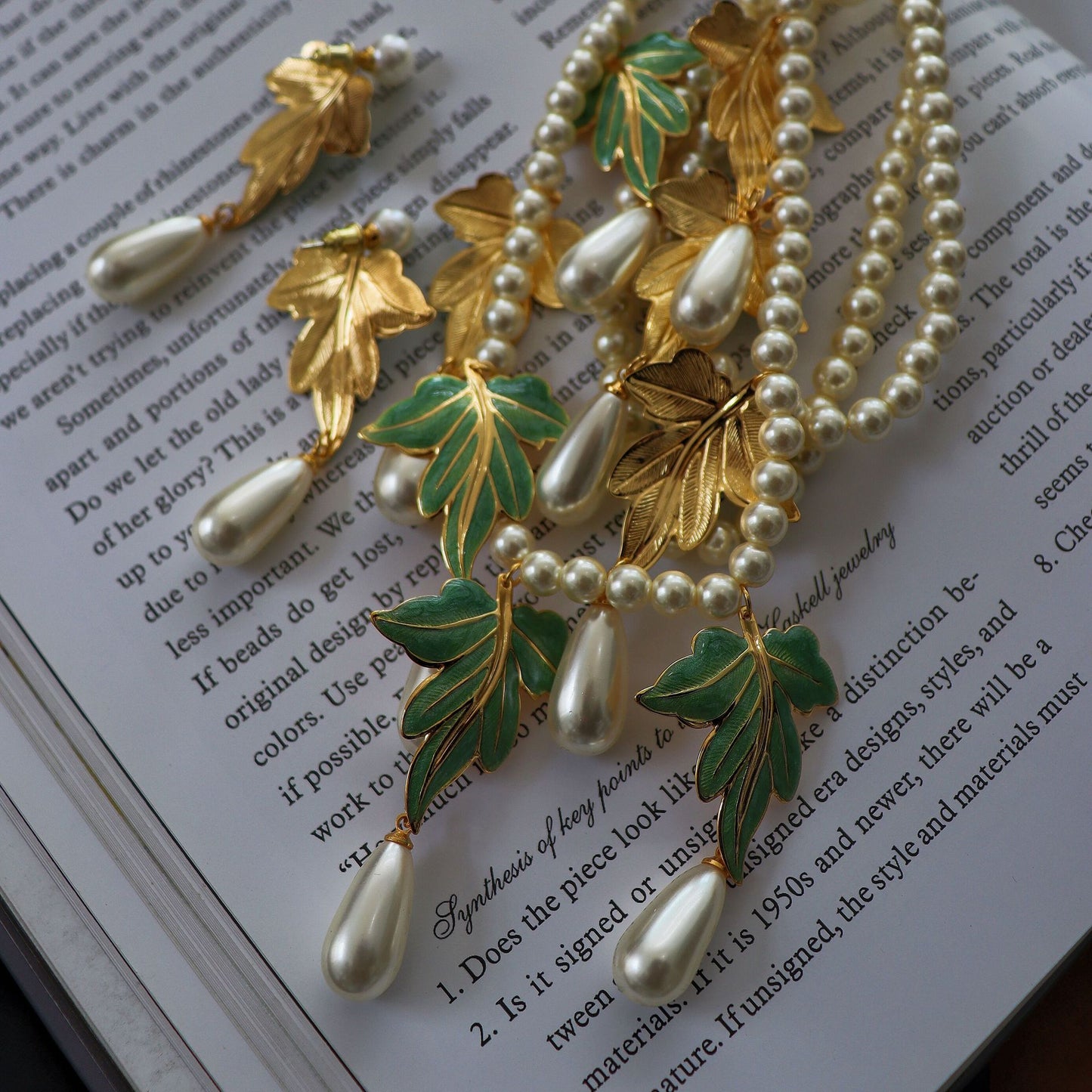 Purity of Water · Vintage Baroque Enamel Pearl Necklace Set