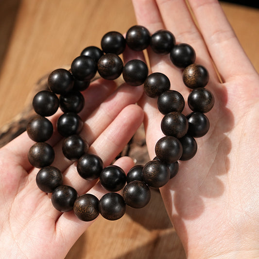 Silent Grove · Hainan Agarwood Bead Bracelet