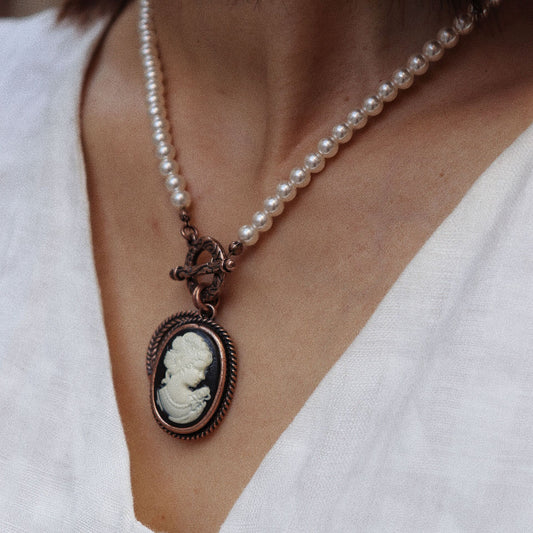 Cameo Reverie · Vintage Goddess Portrait Pearl Jewelry Set