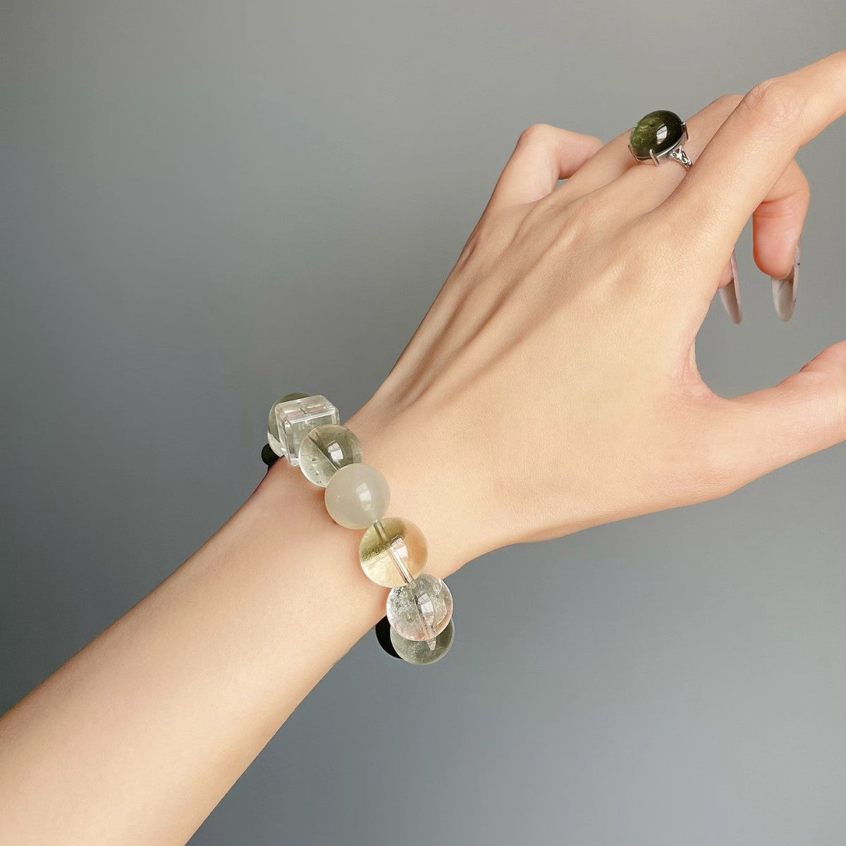 Verdant Mist · Pulsera de Flujo de Cuarzo Fantasma y Piedra Lunar Verde