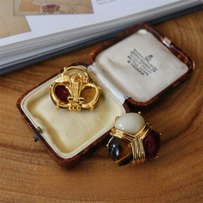 トリニティ・クレスト · ヴィンテージ・スリートーン・カボション・クリップイヤリング