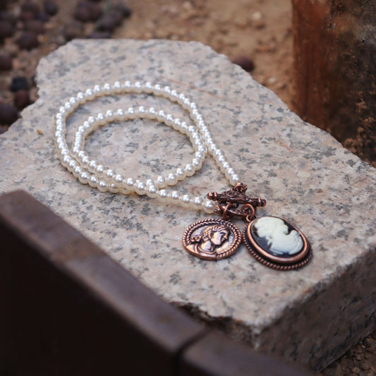 Cameo Reverie · Vintage Göttinnen-Porträt Perlenschmuck-Set