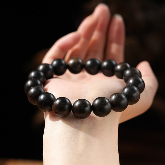 Silent Grove · Hainan Agarwood Bead Bracelet